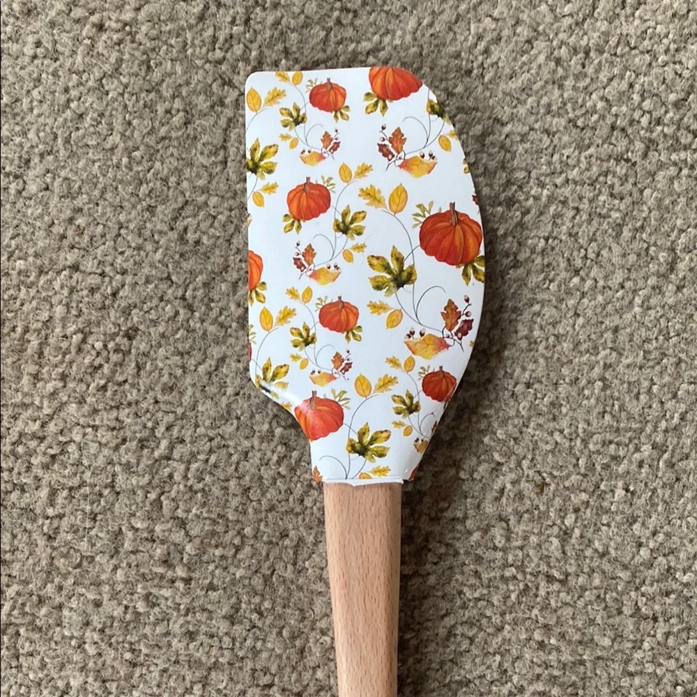 Floral Pumpkin Sur La Table Spatula with Wooden Handle